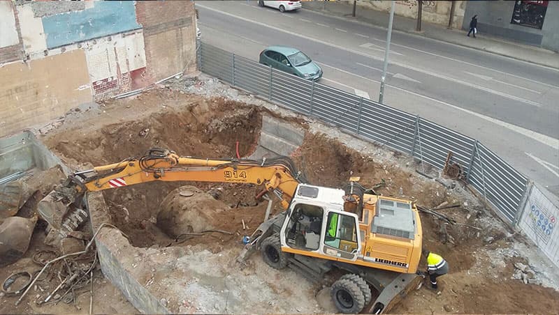 Derribo de edificios en Montcada Demoliciones mecánicas en Sant Celoni
